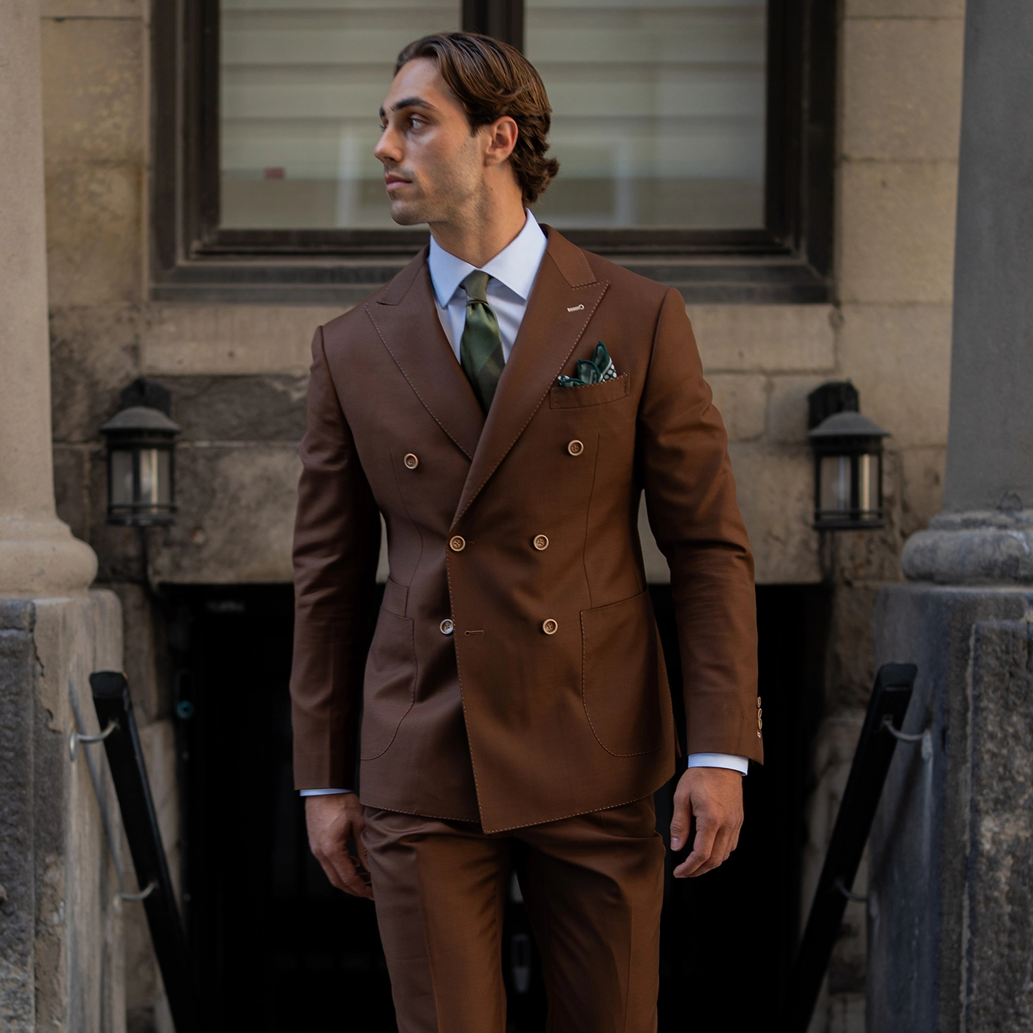 Business Suits in Montreal: Why Professionals Choose SUITABLEE