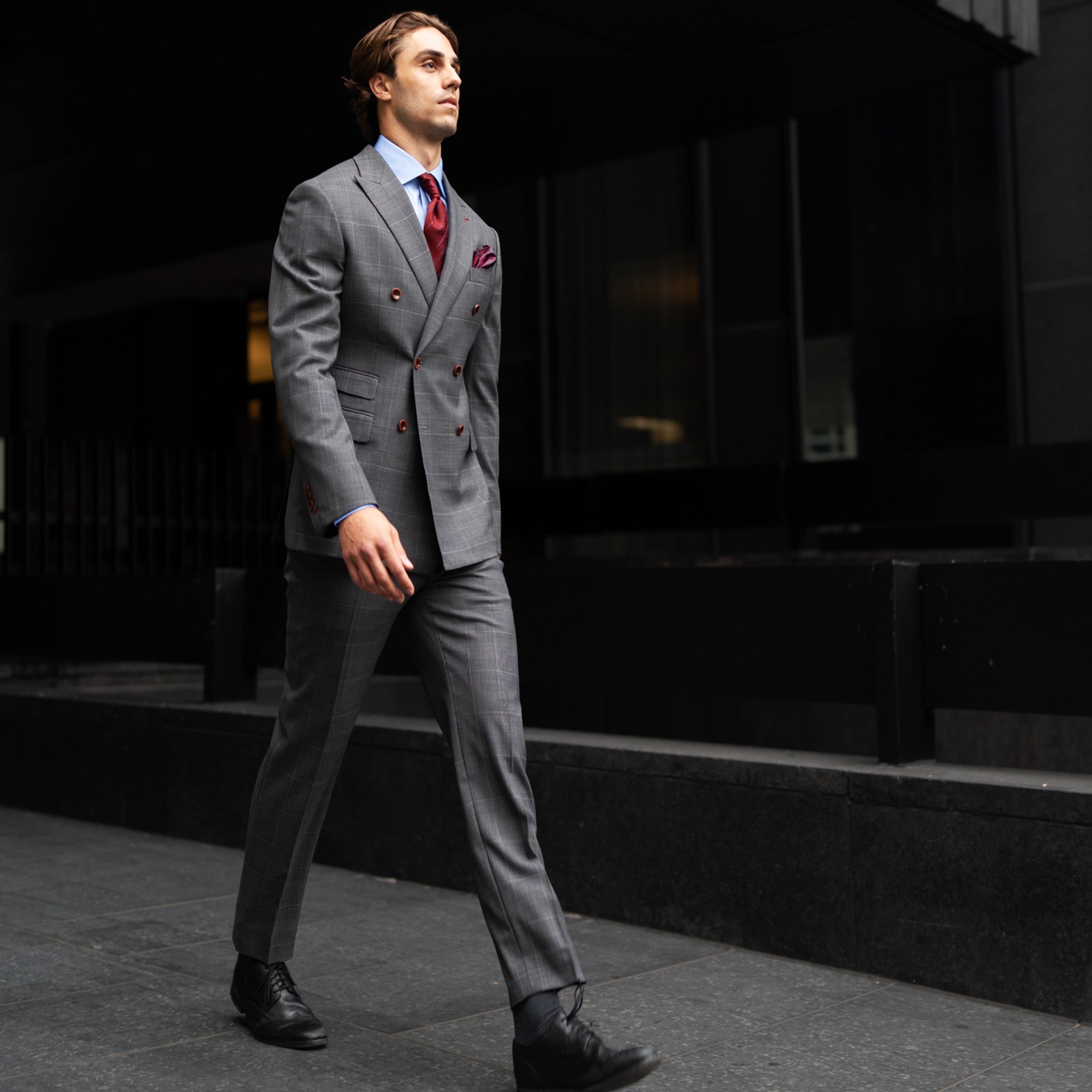 How to Wear a Double-Breasted Suit