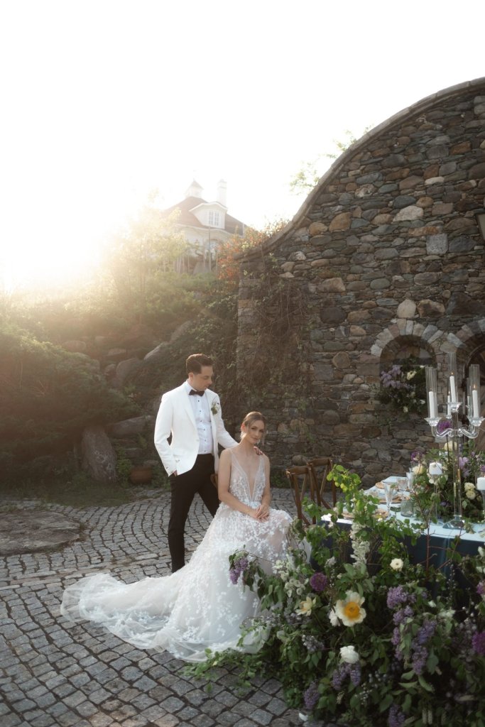 kristinabastien-valeriesam-chateaustagnes-coeurboheme-luxurywedding-3175-683x1024.jpg