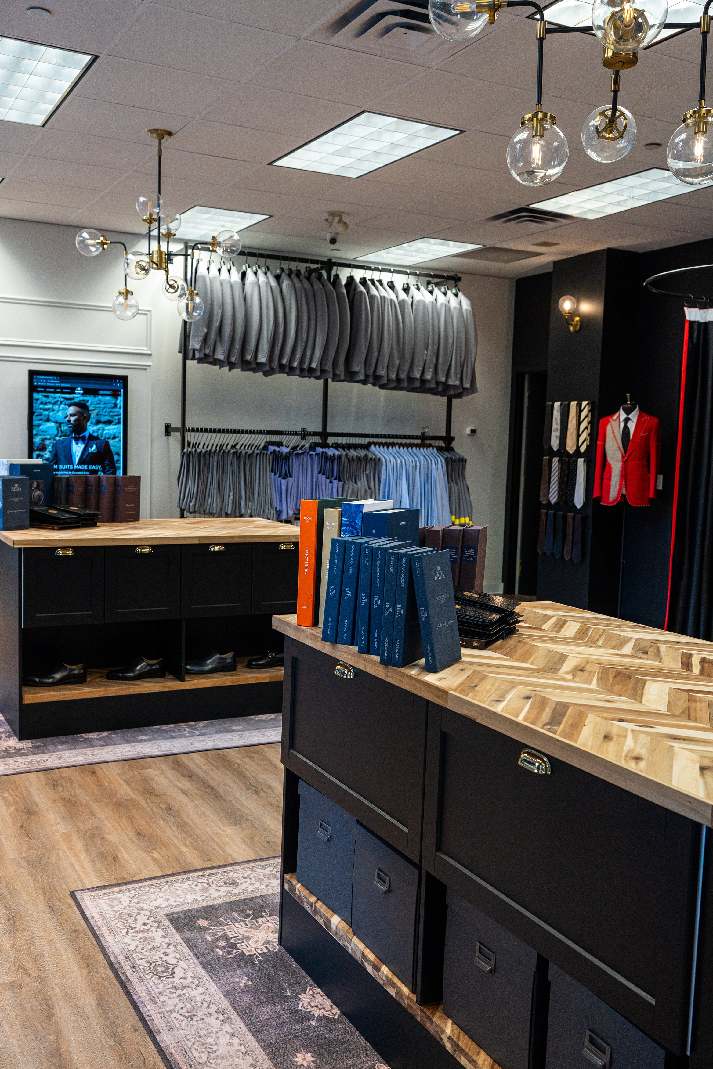 SUITABLEE Showroom Image