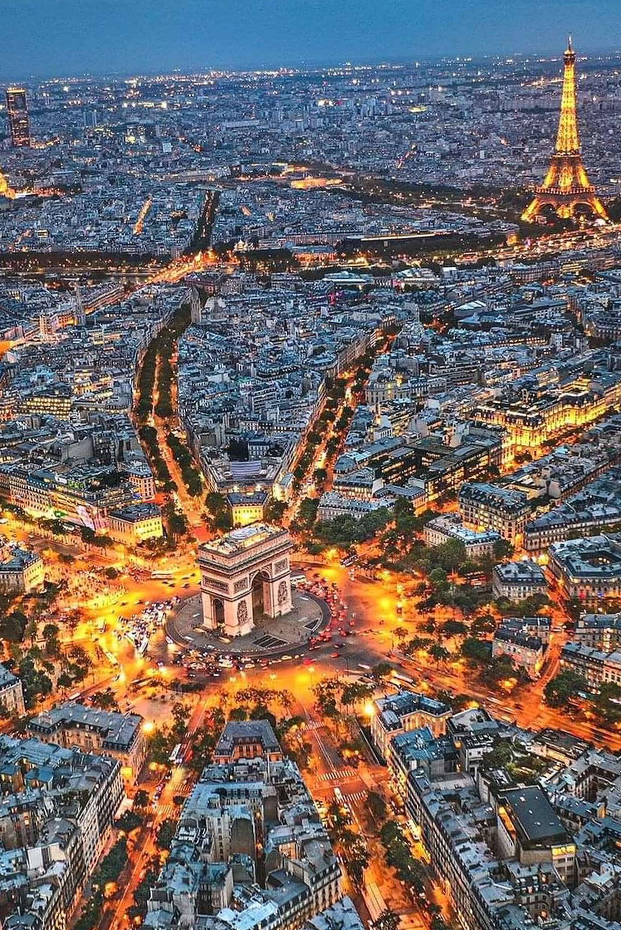 SUITABLEE Showroom Image