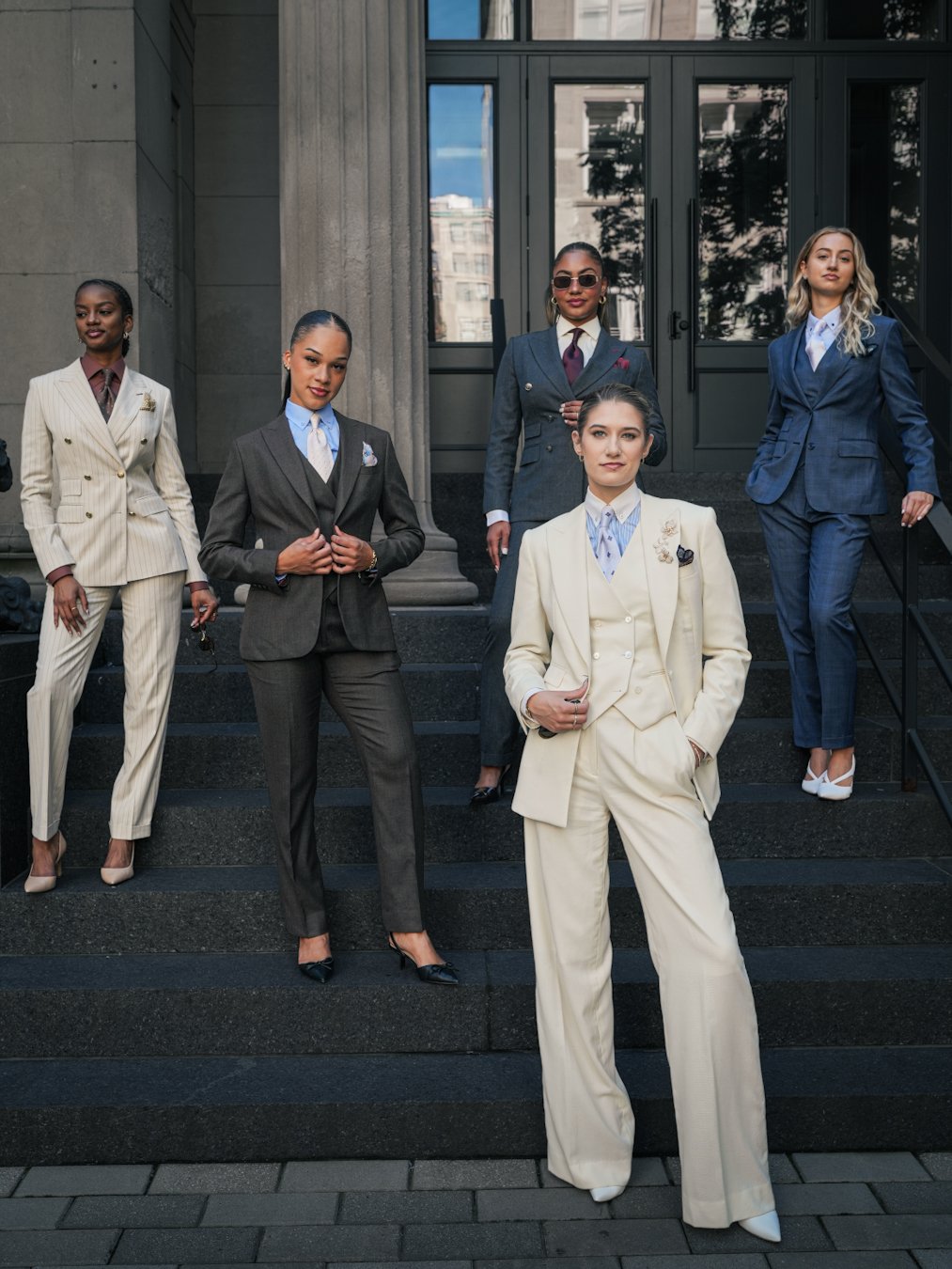 custom-suits-for-women-laval-suitablee.JPG