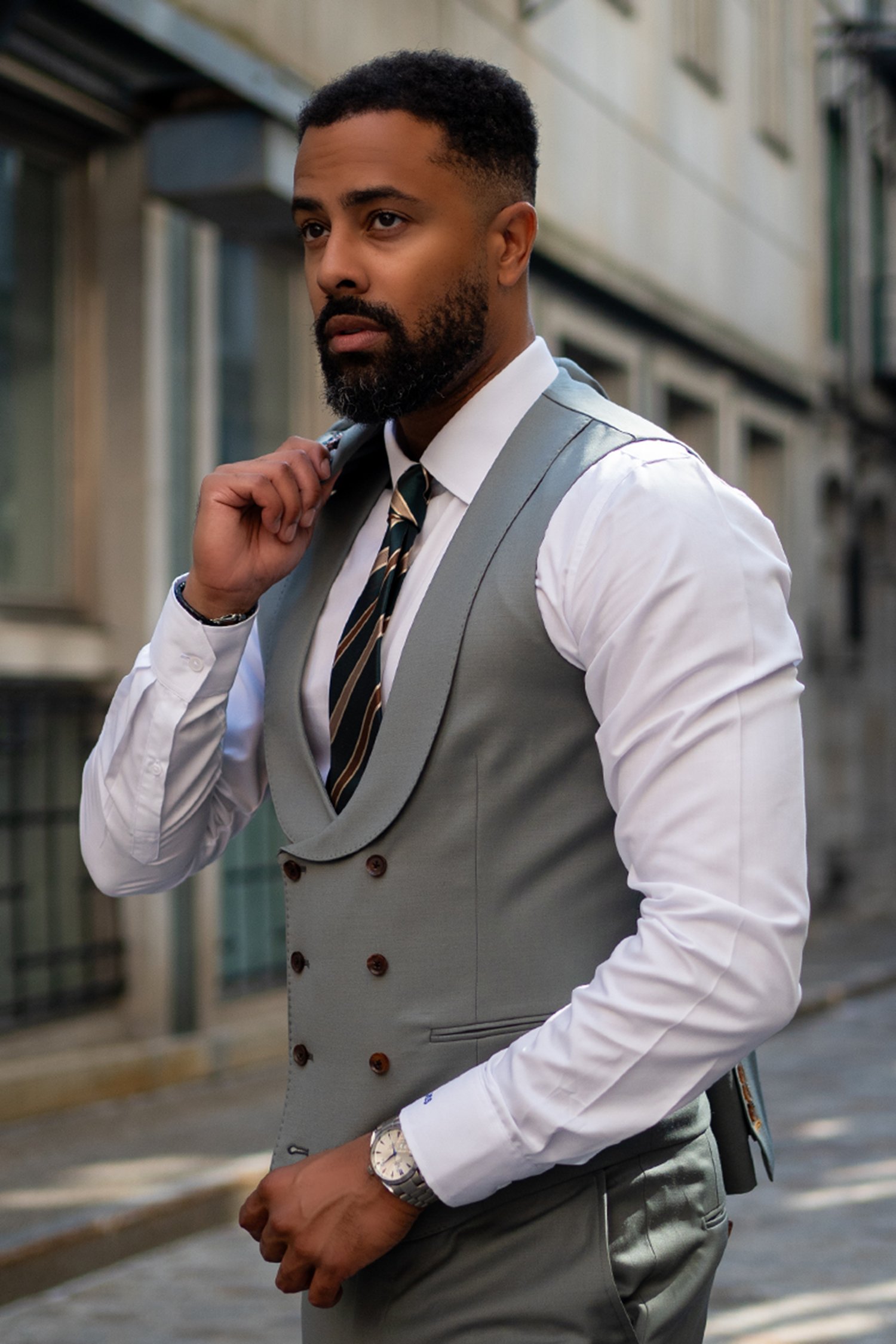 suit-2.jpg suit-2.jpg