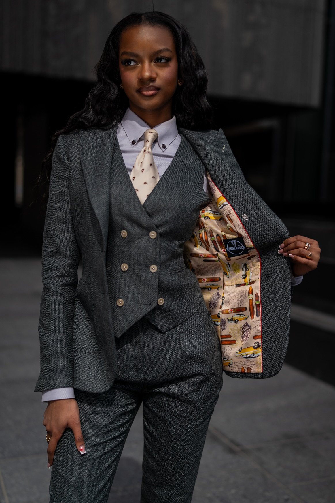 womens-business-suit-grey-three-piece-custom-lining-montreal.jpg