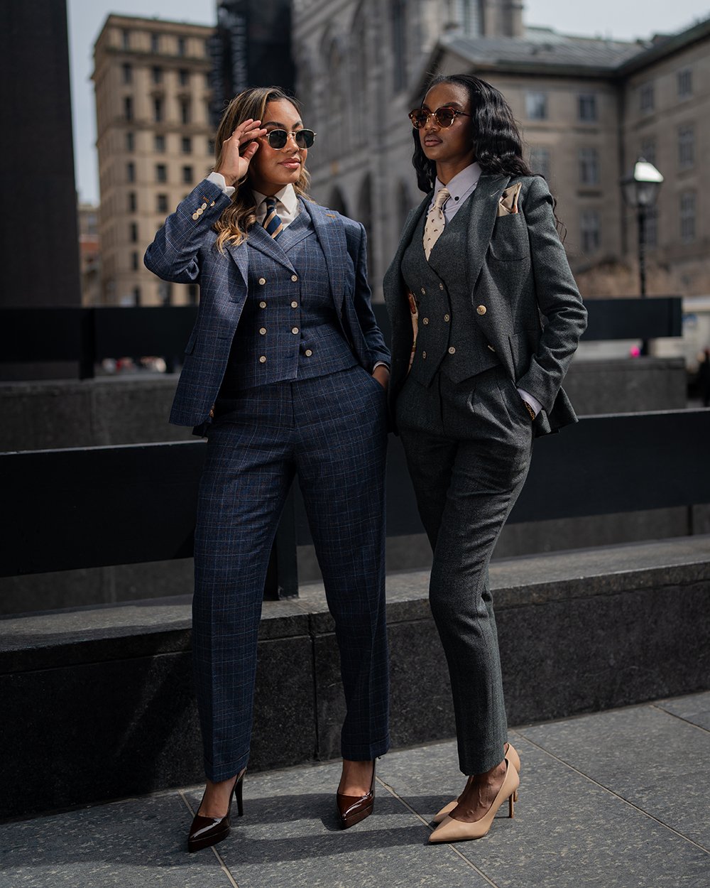 womens-business-suits-ottawa-suitablee_1.jpg