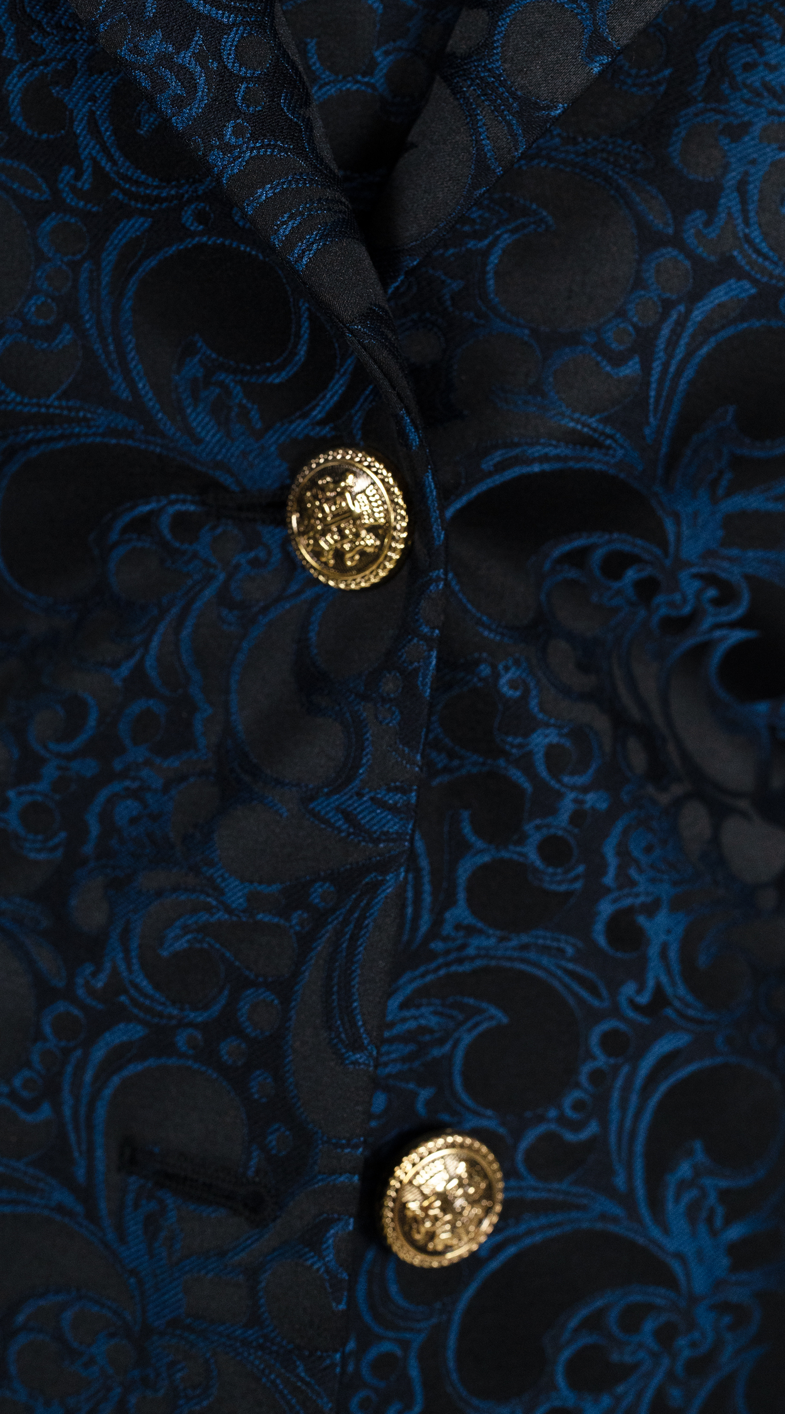 Black Sapphire Baroque Suit