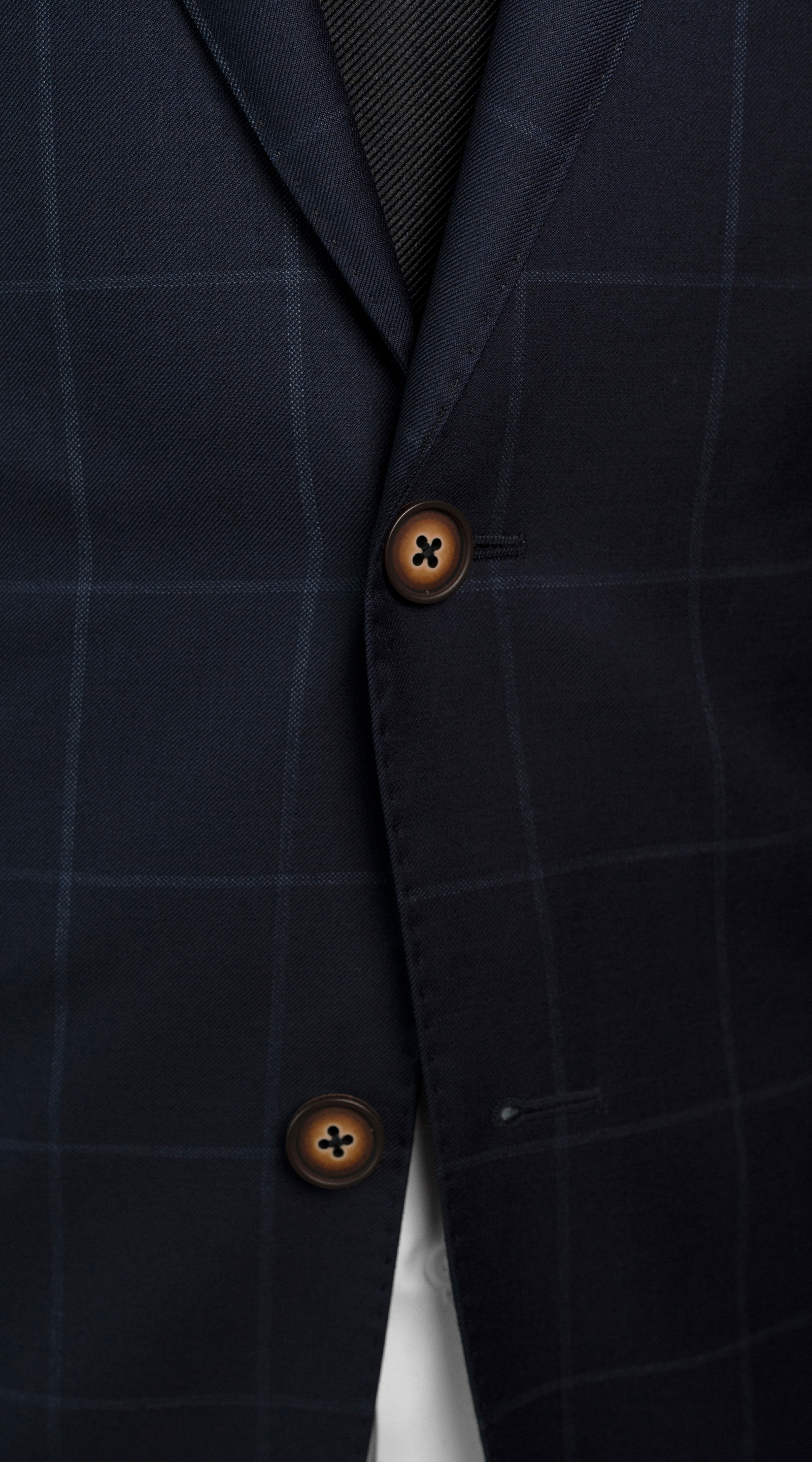 Naval Blue Check Suit