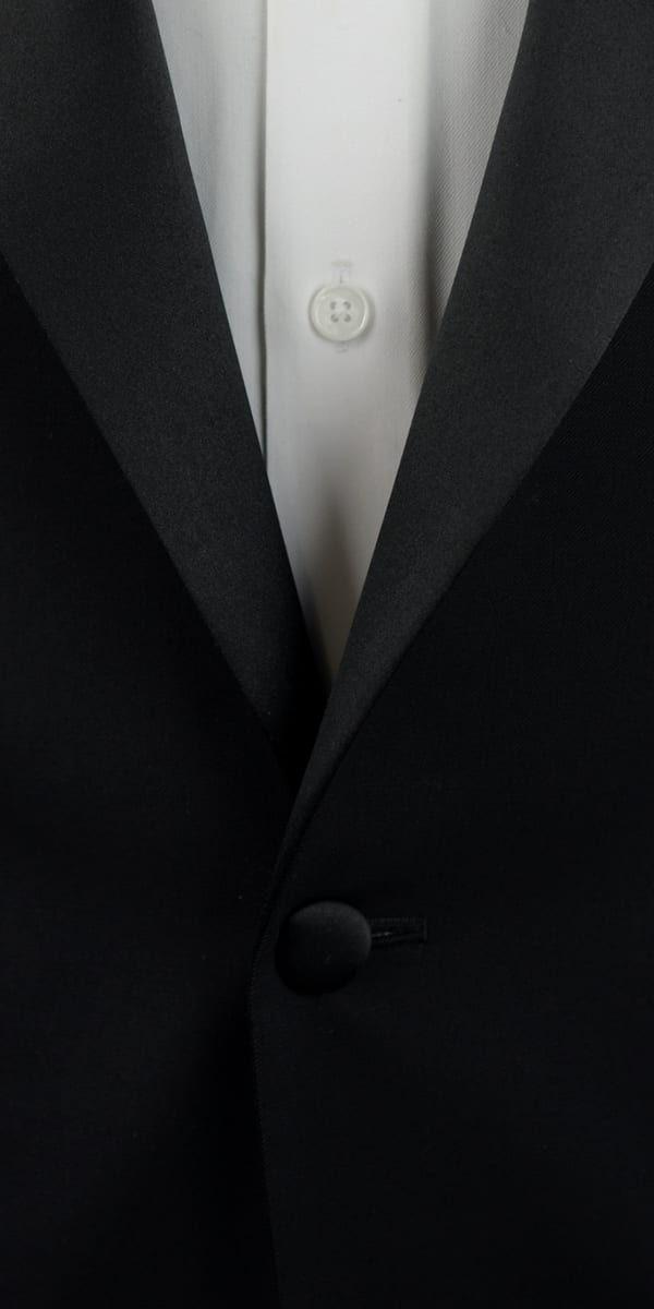 Tuxedo Laine Noire