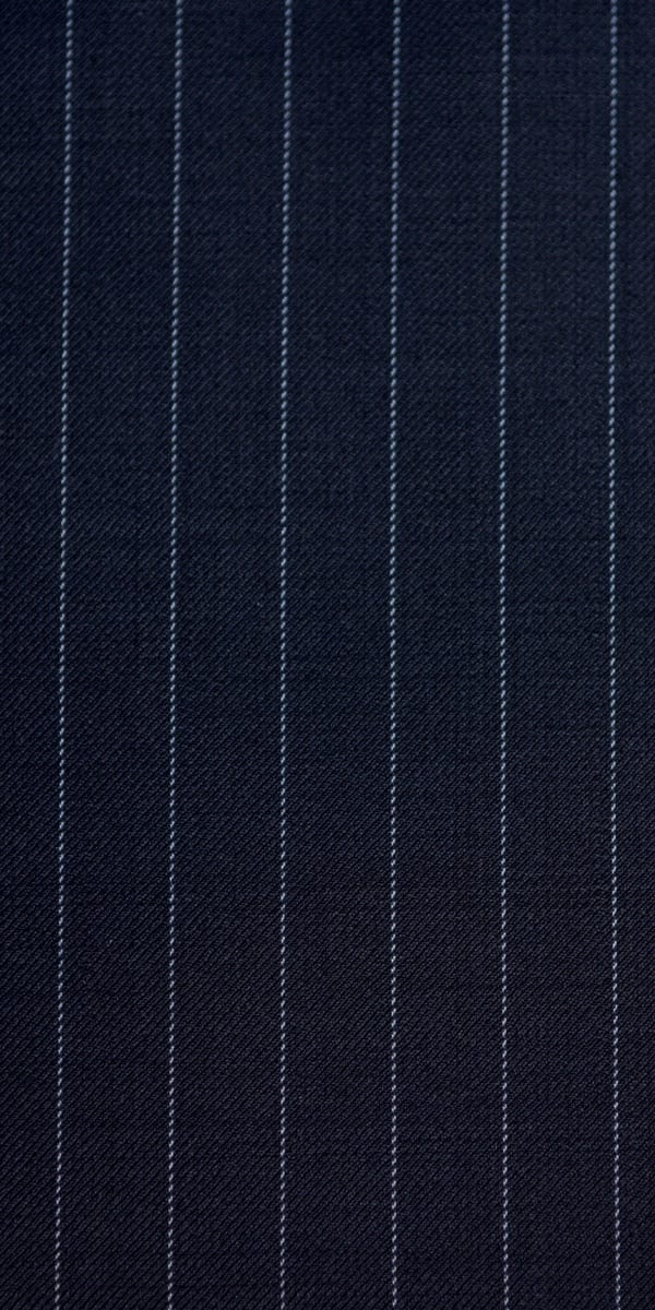 Bleu marine ligné en laine