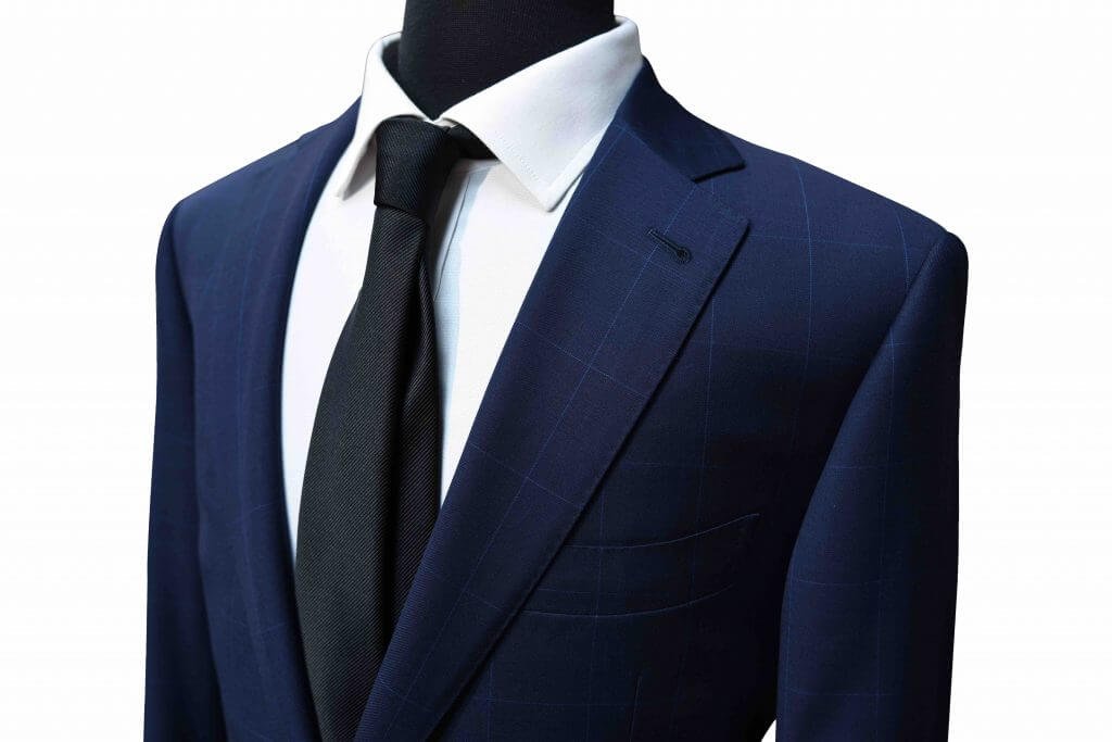 HOW TO CHOOSE THE LAPEL OF YOUR SUIT